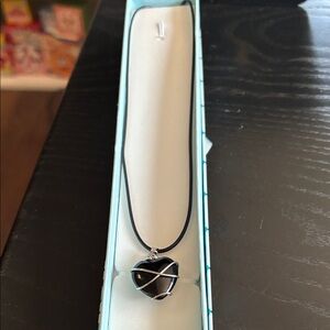 Elegant Black Heart Pendant Necklace